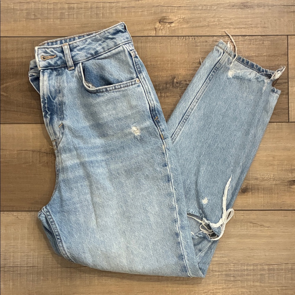Zara Light Blue Boyfriend Jeans